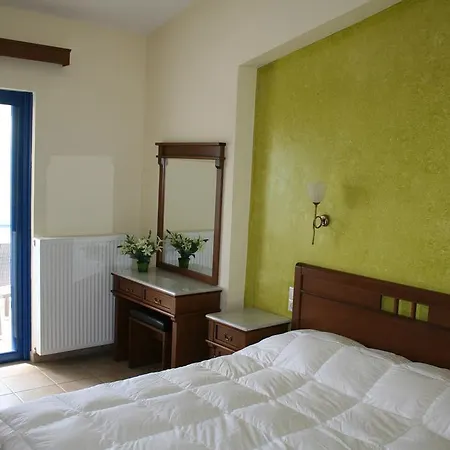 Agnadi Hotel Rovies
