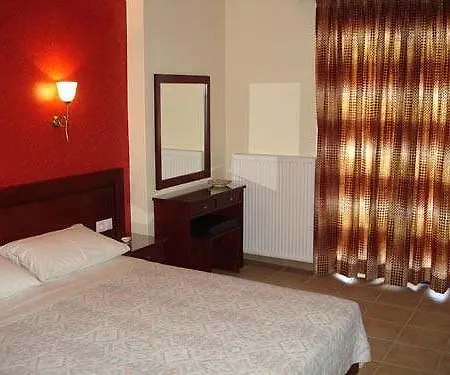 Agnadi Hotel 2*