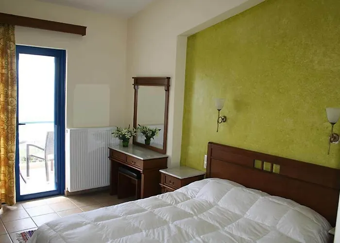 Agnadi Hotell Roviai